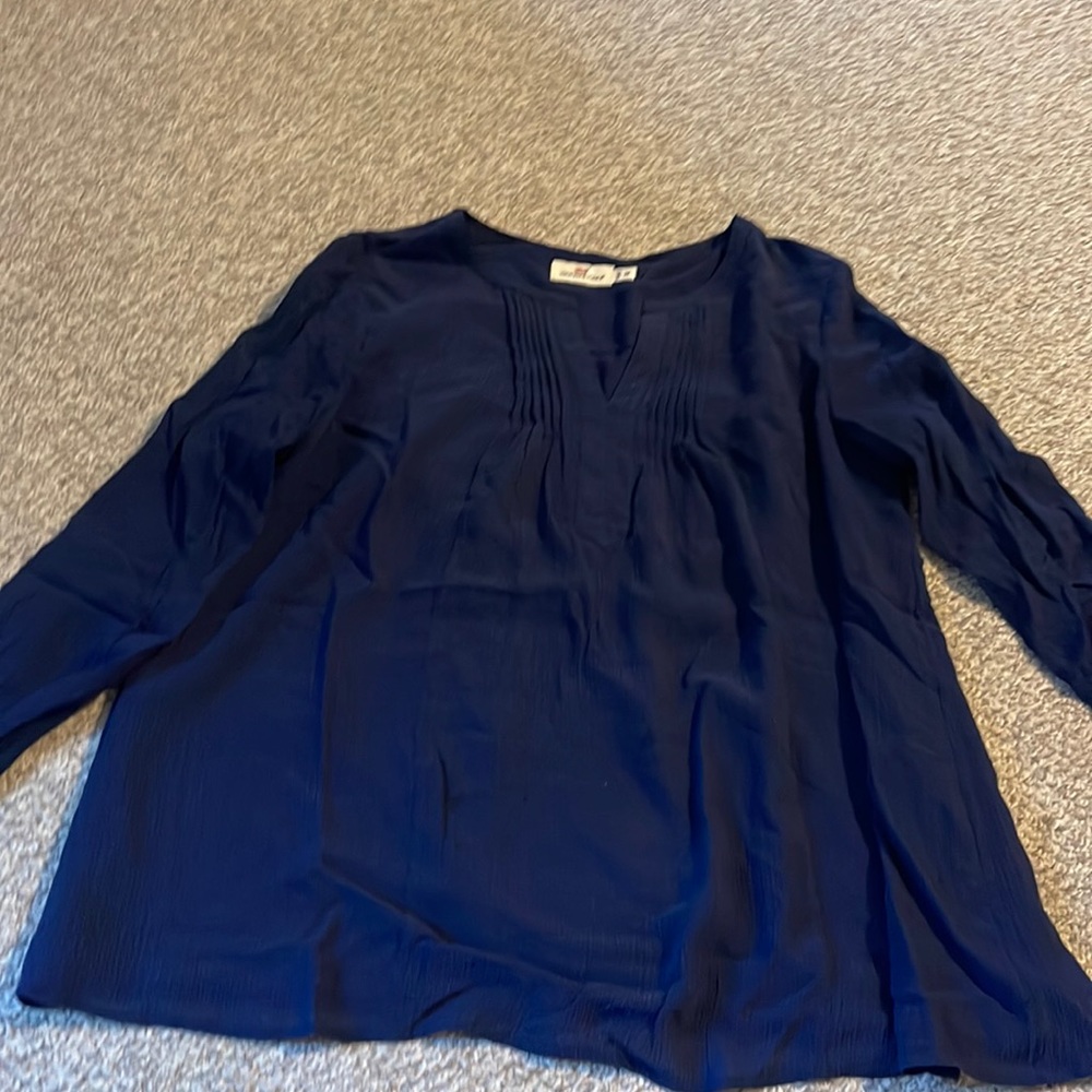 Navy Vineyard Vines blouse